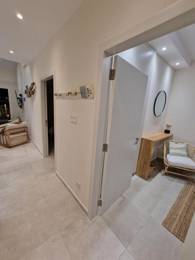 Poseidon'S Limnaria Apartment 파포스 외부 사진