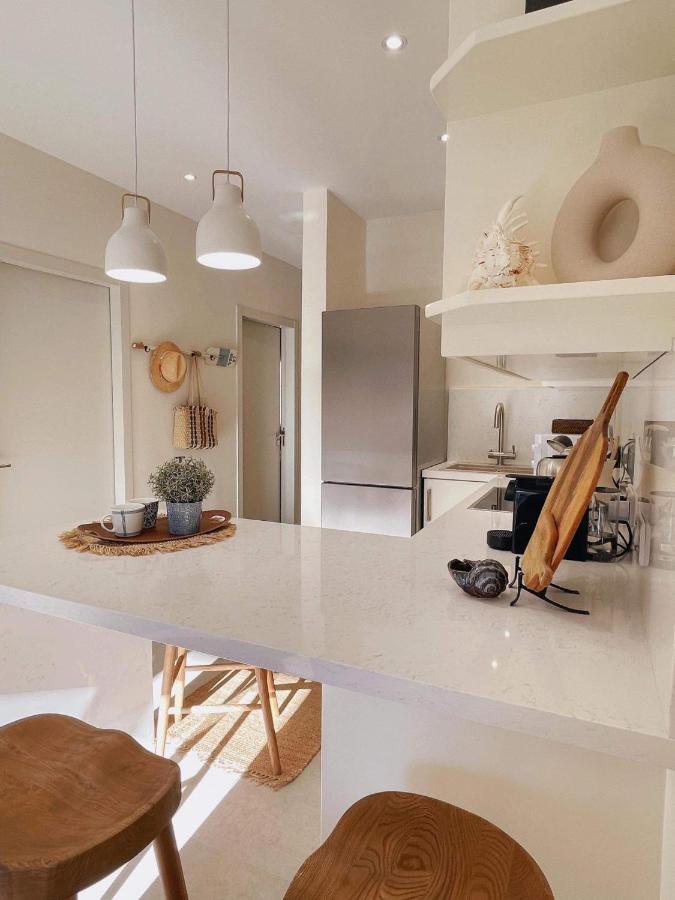 Poseidon'S Limnaria Apartment 파포스 외부 사진